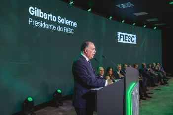 O partido da FIESC é a indústria, diz presidente Seleme na posse 