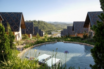 Família de Gaspar transforma represa no melhor parque aquático do Sul do Brasil