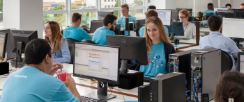 Empresa de tecnologia oferece 30 vagas para Jovens Talentos atuarem em atendimento ao cliente