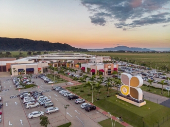 Nike, Acostamento e Fatto a Mano reforçam o mix de marcas do Porto Belo Outlet Premium