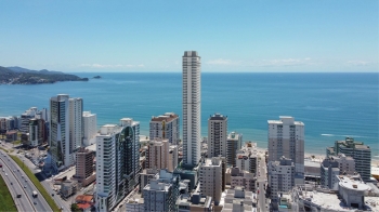 Entenda como uma cidade de 76 mil habitantes virou o sonho de consumo de milionários no Brasil